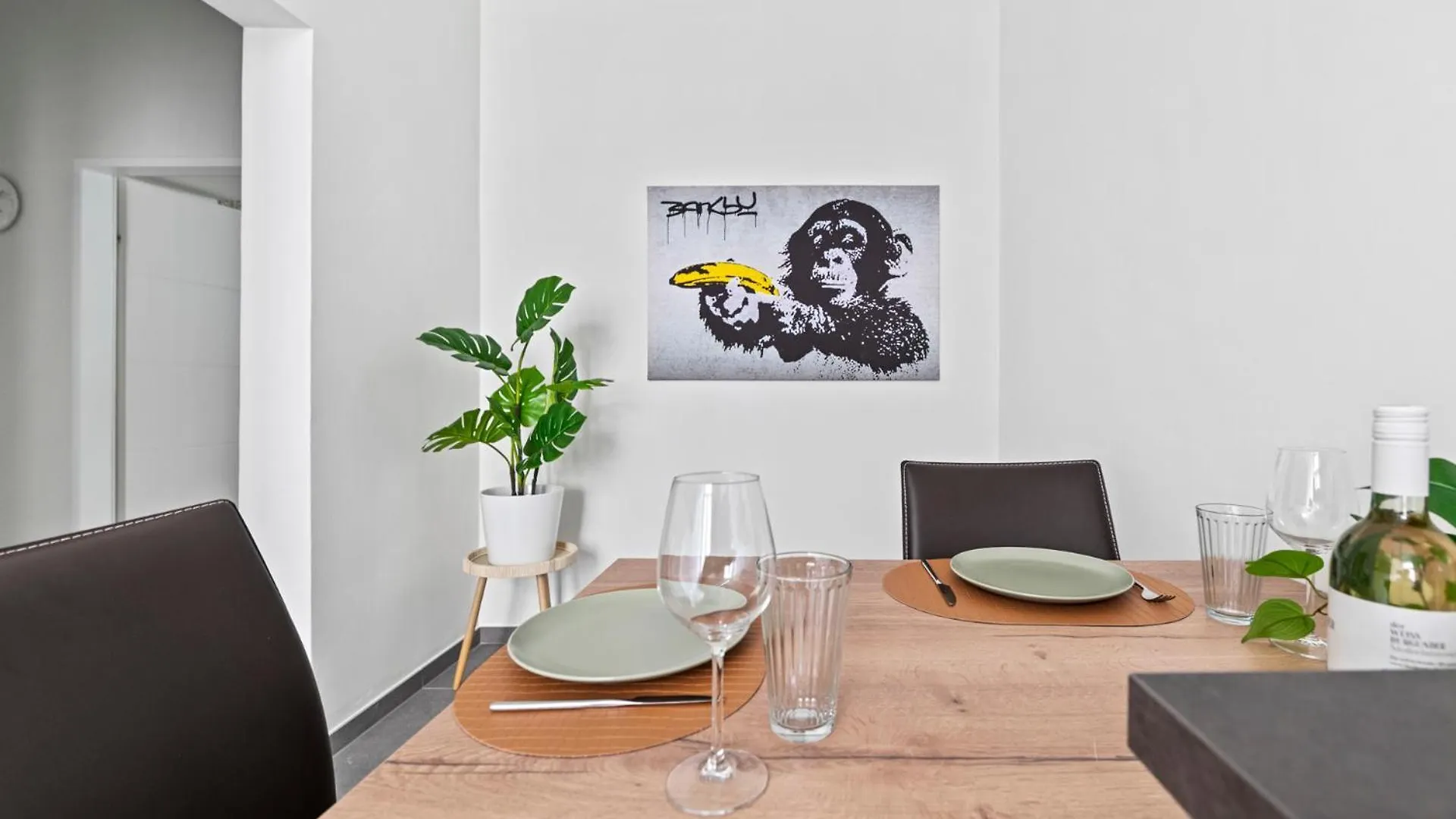 Cozy, Generous City Apartment - 10 Min To City-Centre - Contactless 24H Check-In Vienna Austria