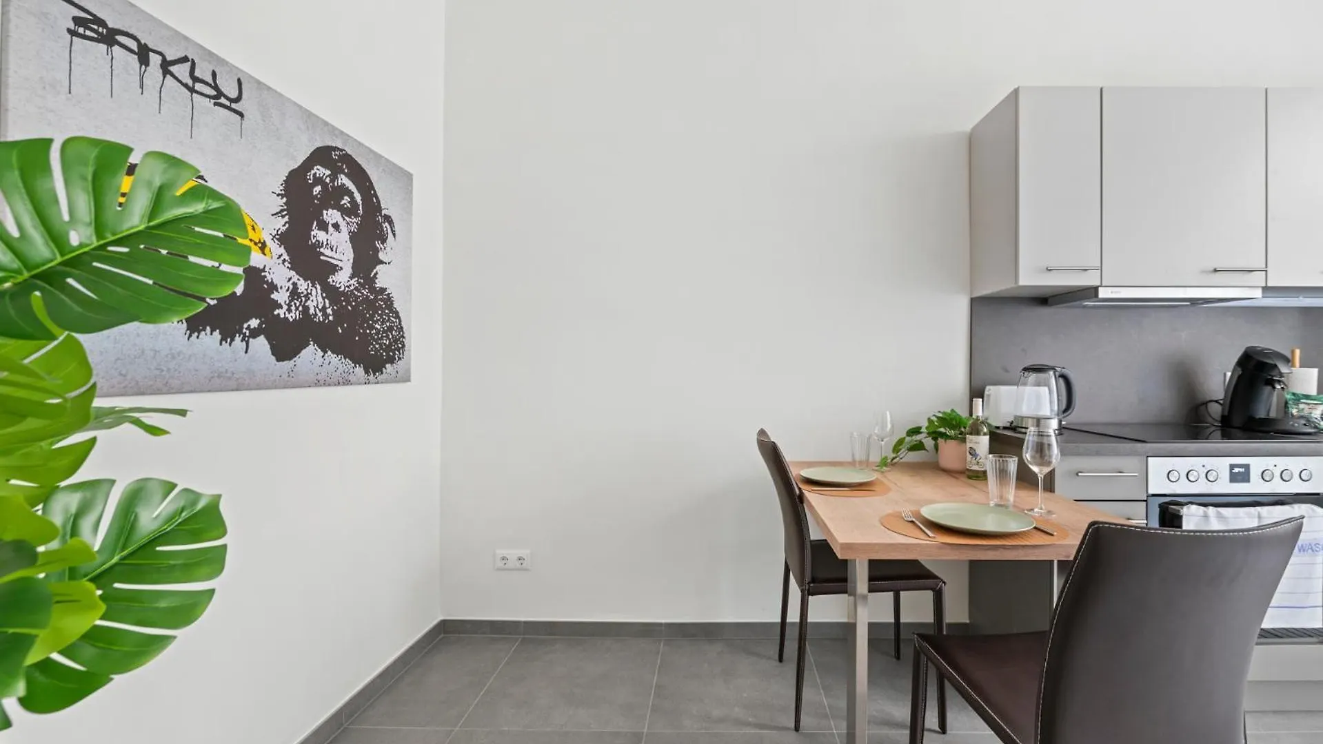 Cozy, Generous City Apartment - 10 Min To City-Centre - Contactless 24H Check-In Vienna